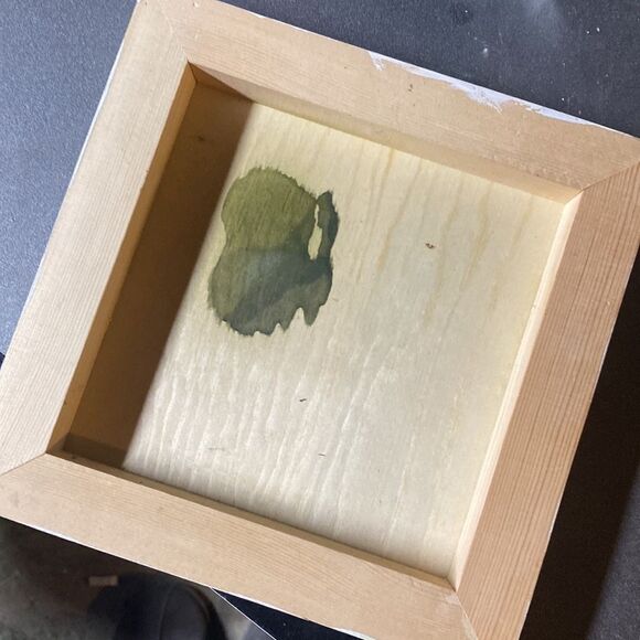 8 x 8 Wooden Panel Stand Alone Box Bee Kind Homemade/Handcrafted - Picture 4 of 5